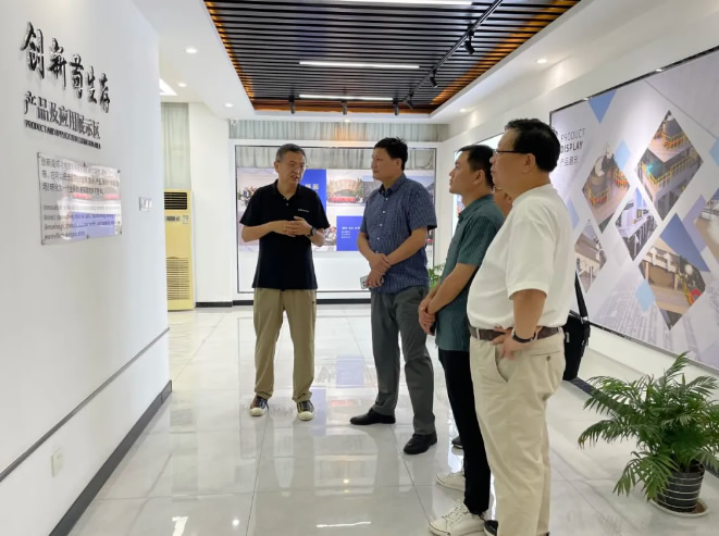 深入探索绿色科技前沿 | 最新无码人妻在线视频领导一行莅临脉冲布袋除尘器/干雾抑尘设备厂家博源科技合作交流！